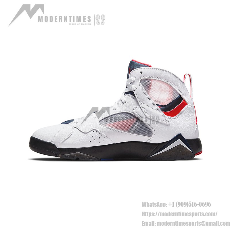 Air Jordan 7 Retro Trainer "White" CZ0789-105 white high-top sneakers with red and blue details