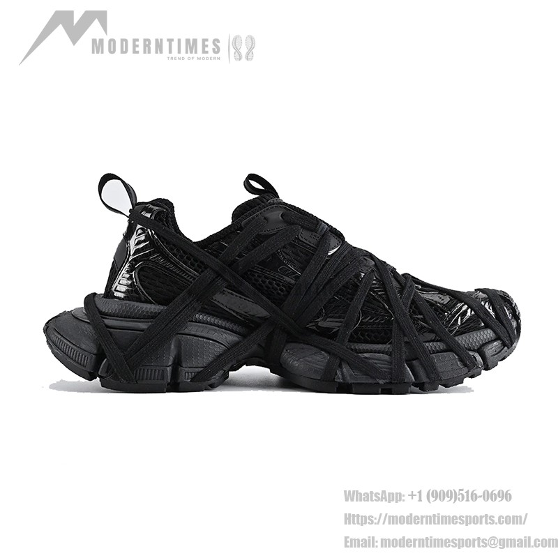 Balenciaga Runner Kith Four.Color 7.0 - Schwarze Futuristische Sneaker mit Riemendesign