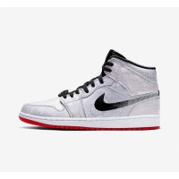 Air Jordan 1 Mid “Fearless” CU2804-100 Bold Fusion of Classic and Modern Style