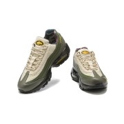 Corteiz × Nike Air Max 95「Sequoia」FB2709-300 | アイコニックなストリートウェアスニーカー