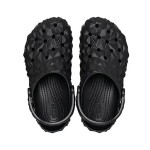 Crocs Classic Geometric Clogs Black 209563-001 - Trendy and Comfortable Everyday Footwear