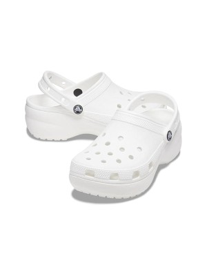 Crocsクラシッククラウズレトロビーチシューズホワイト 206750-100 - 軽量で快適な夏の必需品