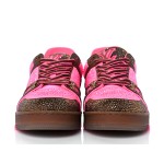 Louis Vuitton 1A8Z5G Herren LV Trainer Sneaker mit Kristallverzierungen in Pink und Braun