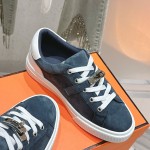 Hermes H232176Z 90350 Brown & White Sneakers – Iconic Design and Premium Craftsmanship Hermes Mens Sneaker H232176Z 90350 in Brown and White – Front View of Luxury Sneakers with Contrasting Stripes