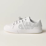 Hermes H232176Z 90350 White Sneakers – Iconic Perforated Design and Premium Craftsmanship Hermes Mens Sneaker H232176Z 90350 in White – Front View of Luxurious All-White Sneakers with Iconic Perforations