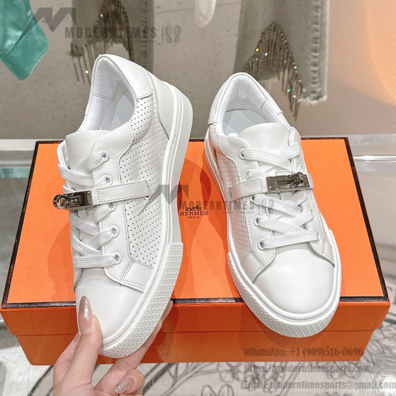 Hermes H232176Z 90350 Beige & White Sneakers – Iconic Design and Craftsmanship Hermes Mens Sneaker H232176Z 90350 in Beige and White – Front View of Luxury Sneakers with Contrasting Stripes