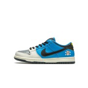 Instant Skateboards x Nike SB Dunk Low CZ5128-400 - 限定版, 高性能スケートシューズ, スタイリッシュで快適, 今すぐ購入可能!