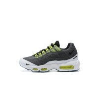 革新的デザイン：Kim Jones x Nike Air Max 95 DD1871-002 グリーンライトニングスニーカー - スタイルと快適さの融合