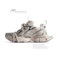 Balenciaga Women's 3XL Sneaker - Sleek Beige & Black Design with Superior Comfort for Street Style