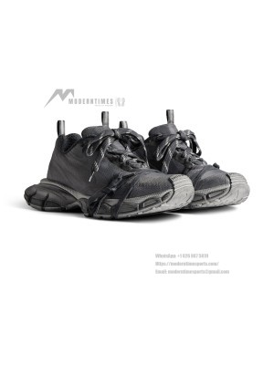 Balenciaga 3XL Net Sneaker in Grey Polyester - Bold Design and Ultimate Comfort for Street Style