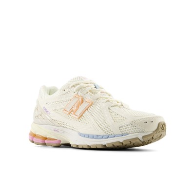 New Balance 1906R Beige M1906RBP – Elegant Retro Running Sneakers with Soft Pastel Highlights