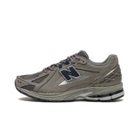 New Balance 1906R "Charcoal Grey" レトロランニングシューズ M1906RB | 洗練されたグレースニーカー | ユニセックス