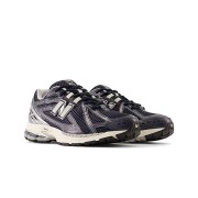 New Balance 1906R Eclipse M1906RCA – Sleek Retro Running Sneakers with Timeless Dark Aesthetics