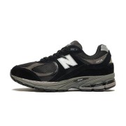 New Balance 2002R Schwarze Sneakers M2002RR1, Stylische und Bequeme Laufschuhe, Klassisches Design, Langlebig und Bequem