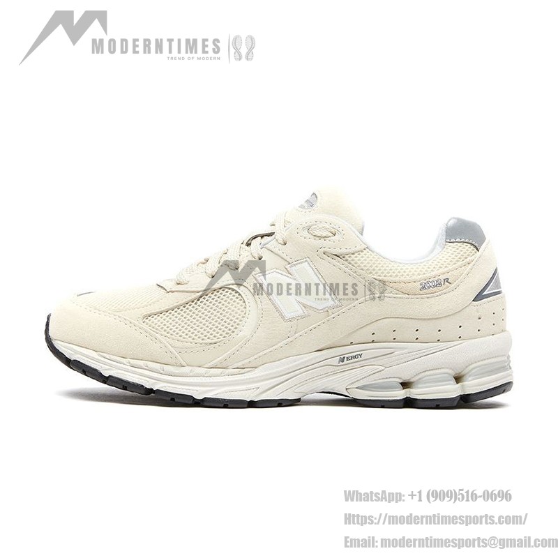 New Balance 2002R Bone Sneakers ML2002RE ランニングシューズ