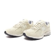 New Balance 2002R Bone Sneakers ML2002RE, Stylish and Comfortable Running Shoes, Classic Design, Durable and Comfortable