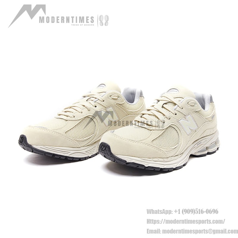 New Balance 2002R Bone Sneakers ML2002RE ランニングシューズ