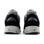 New Balance 2002R GORE-TEX Black Grey Classic Running Shoes