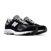 New Balance 2002R GORE-TEX ブラックグレー クラシックランニングシューズ M2002RXD - 防水・耐久性に優れたスタイリッシュなスニーカー