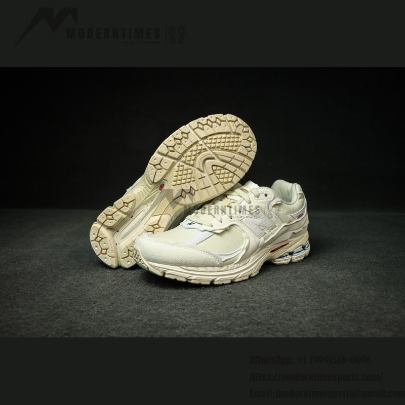 New Balance 2002R Protection Pack Sea Salt M2002RDC – Stylish and Comfortable Sneakers New Balance 2002R Protection Pack Sea Salt M2002RDC Sneaker – Suede and Mesh Design