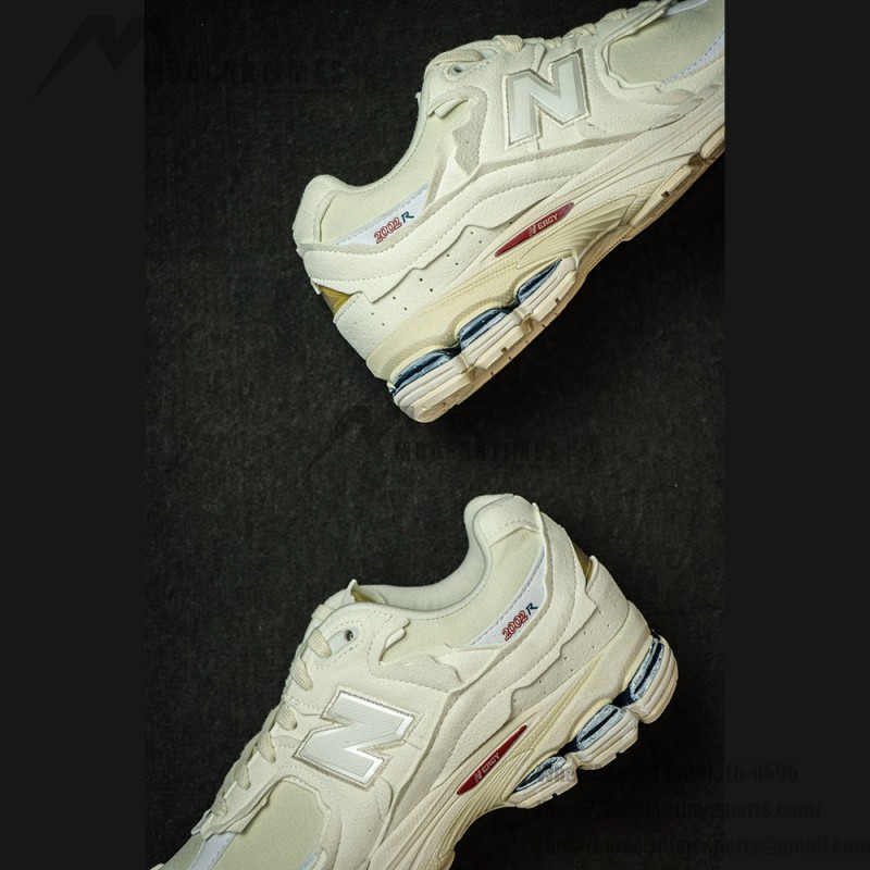 New Balance 2002R Protection Pack Sea Salt M2002RDC – Stylish and Comfortable Sneakers New Balance 2002R Protection Pack Sea Salt M2002RDC Sneaker – Suede and Mesh Design
