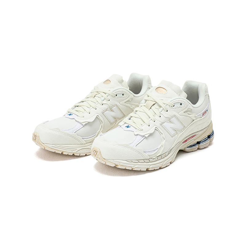 New Balance 2002R Protection Pack Sea Salt M2002RDC – Stylish and Comfortable Sneakers New Balance 2002R Protection Pack Sea Salt M2002RDC Sneaker – Suede and Mesh Design