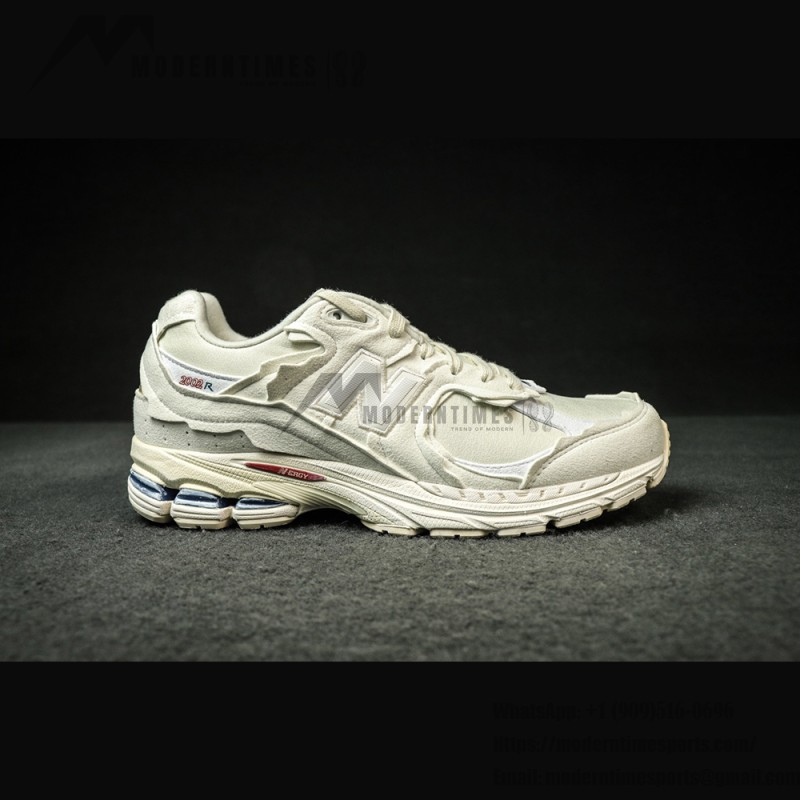 New Balance 2002R Protection Pack Sea Salt M2002RDC – Stylish and Comfortable Sneakers New Balance 2002R Protection Pack Sea Salt M2002RDC Sneaker – Suede and Mesh Design