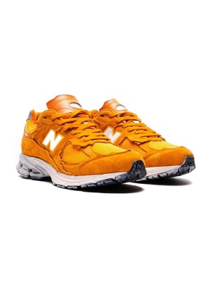 New Balance 2002R Protection Pack Vintage Orange M2002RDE – 궁극적인 편안함과 스타일을 제공하는 프리미엄 스웨이드 & 메쉬 스니커즈