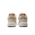 New Balance 2002R Sandstone M2002RSC Sneaker – Suede and Mesh Design