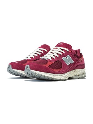 New Balance 2002R Suede Pack Garnet Deep Earth Red M2002RHA – 궁극적인 편안함과 스타일을 제공하는 프리미엄 스웨이드 & 메쉬 스니커즈