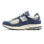 New Balance 2002R Vintage Indigo M2002RHR スニーカー – スエードとメッシュデザイン