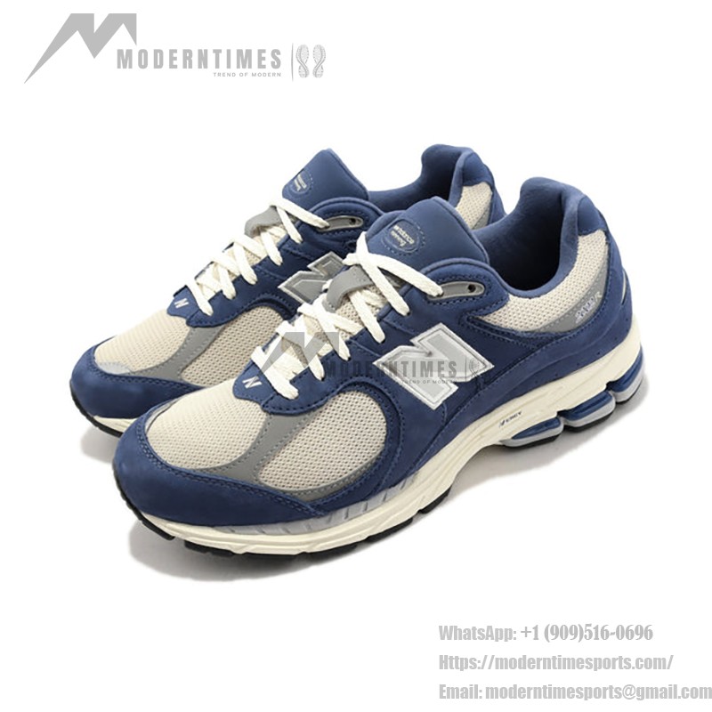 New Balance 2002R Vintage Indigo M2002RHR スニーカー – スエードとメッシュデザイン