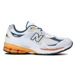 New Balance 2002R White Lagoon M2002RLA Sneaker – Suede and Mesh Design