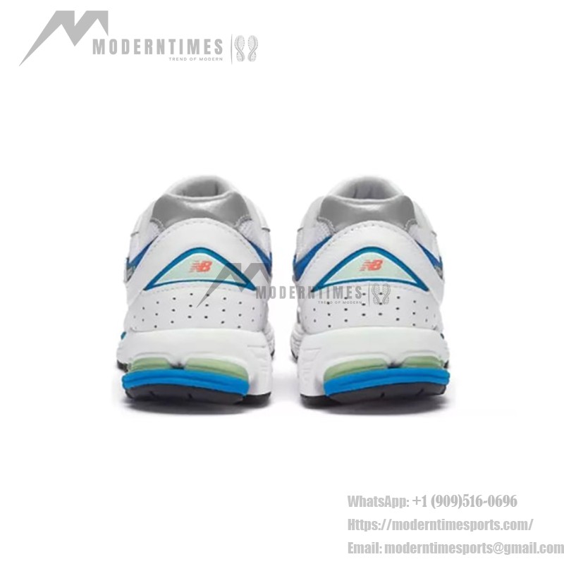 New Balance 2002R White Water Blue ML2002RW スニーカー – スエードとメッシュデザイン