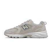 New Balance 530 MR530SH アイボリー レトロランニングシューズ | エレガントなスタイルと快適さ