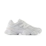 New Balance 9060 "Triple White" U9060NRJ 레트로 러닝화 – 미니멀하고 세련된 스타일