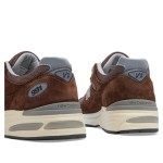 New Balance 991v2 Made in England Pinecone U991BR2 – Premium Suede & Mesh Sneakers for Comfort and Retro Style