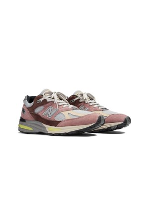 New Balance 991v2 Made in UK Rosewood U991MG2 – Premium Suede & Mesh Sneakers for Retro Style and Comfort