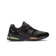 New Balance 991v2 Made in UK London Marathon U991LD2 – Black Suede & Mesh Sneakers for Style and Comfort