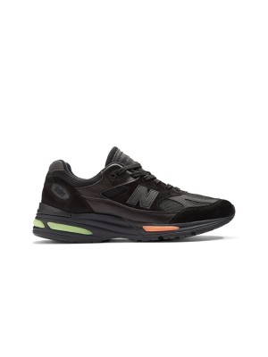 New Balance 991v2 Made in UK London Marathon U991LD2 – Black Suede & Mesh Sneakers for Style and Comfort