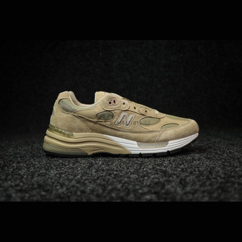 New Balance M992TN Brown Sneakers Front View – Unisex NB992 Running Shoes