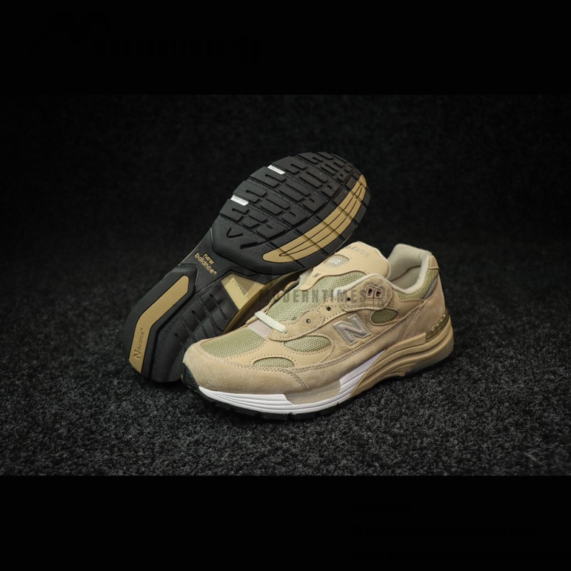 New Balance M992TN Brown Sneakers Front View – Unisex NB992 Running Shoes