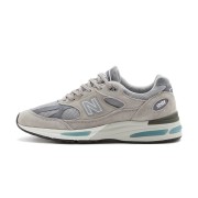 New Balance 991v2 Made in UK U991GL2 – プレミアムグレーのスエードとメッシュスニーカーで快適さとスタイル