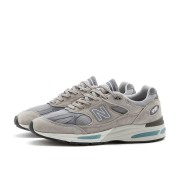 New Balance 991v2 Made in UK U991GL2 – プレミアムグレーのスエードとメッシュスニーカーで快適さとスタイル