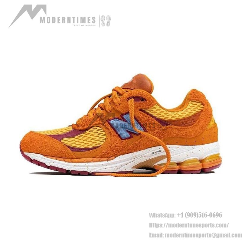 New Balance Salehe Bembury x 2002R 'Peace Be The Journey' ML2002R1 – 오렌지와 노란색 스웨이드 메쉬 스니커즈