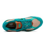 New Balance Salehe Bembury x 2002R 'Water Be The Guide' ML2002RJ 스니커즈 – 청록색과 녹색 스웨이드 메쉬 디자인