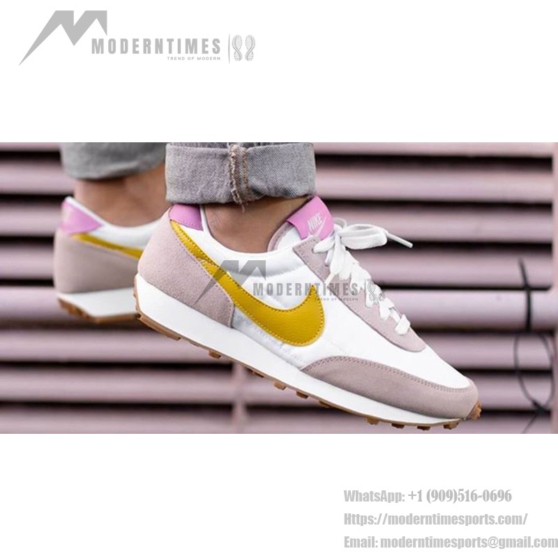 Nike Daybreak CK2351 women's vintage sneakers in yellow and ivory