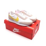 Nike Daybreak CK2351 women's vintage sneakers in yellow and ivory