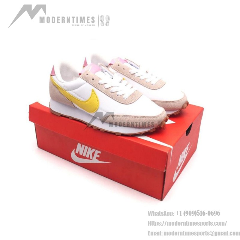 Nike Daybreak CK2351 women's vintage sneakers in yellow and ivory