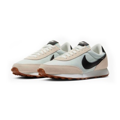 Nike Daybreak CK2351: Elegant Monochrome Sneakers with Signature Swoosh